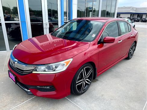 Used 2017 Honda Accord Sport Special Edition image 5