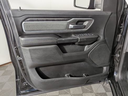 Used 2021 RAM 1500 Big Horn AWD/4WD image 12