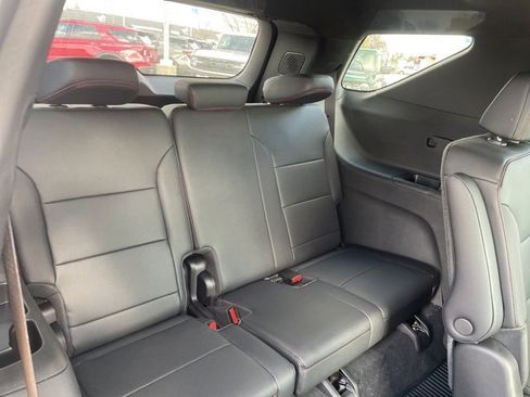 Used 2025 Chevrolet Traverse Z71 w/ Driver Confidence Package image 62