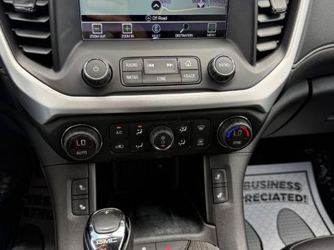Used 2019 GMC Acadia SLT FWD image 18