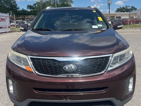 Used 2015 Kia Sorento LX image 8
