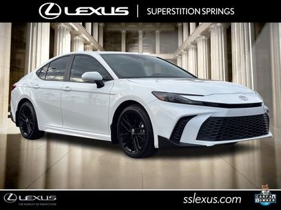 Used 2025 Toyota Camry SE w/ Convenience Package