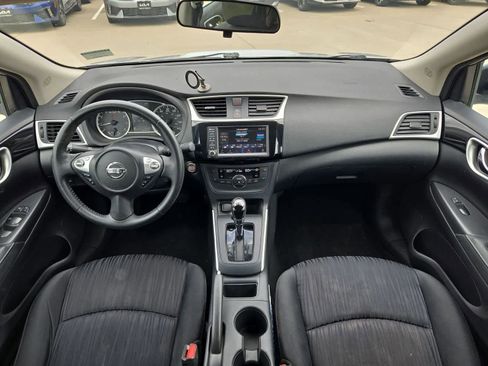 Used 2019 Nissan Sentra SV FWD image 13
