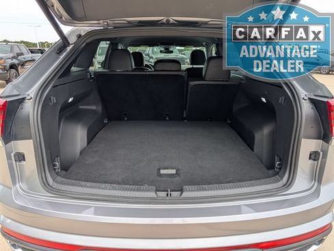 Used 2024 Volkswagen Atlas Cross Sport SE AWD/4WD image 18
