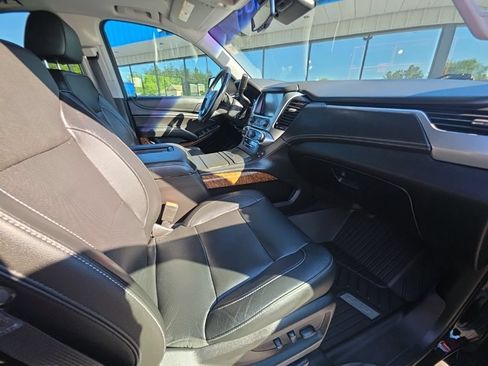 Used 2020 Chevrolet Suburban Premier w/ RST 6.2L Performance Edition AWD/4WD image 24
