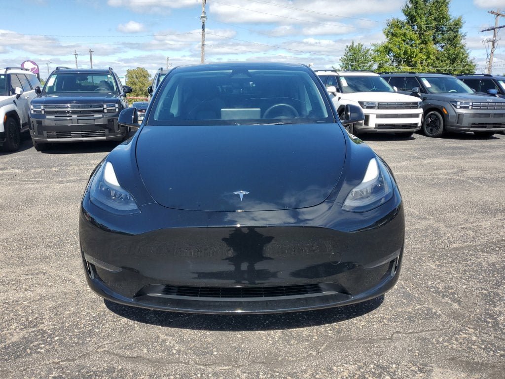 Used 2024 Tesla Model Y Performance AWD/4WD image 2