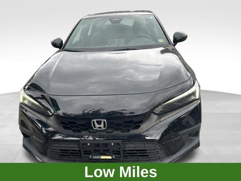 Used 2022 Honda Civic Sport image 2