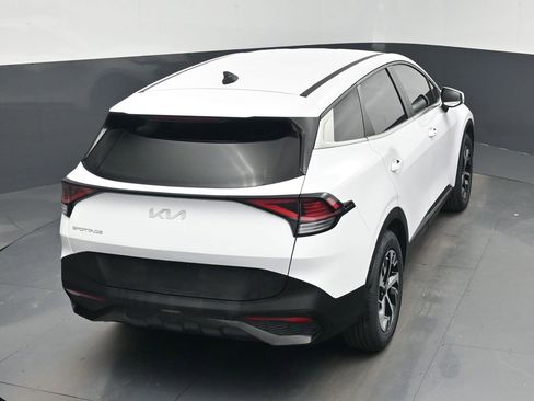 Certified 2024 Kia Sportage EX image 44