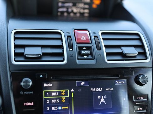 Used 2017 Subaru Forester 2.5i Premium w/ All-Weather Package image 24