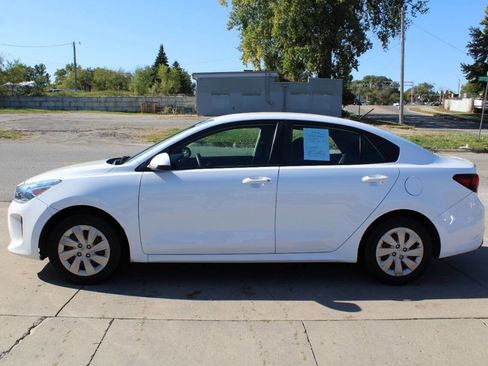Used 2018 Kia Rio S image 3