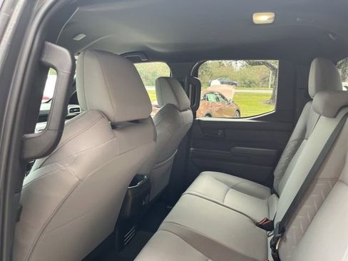 Used 2025 Toyota Tacoma SR5 image 34
