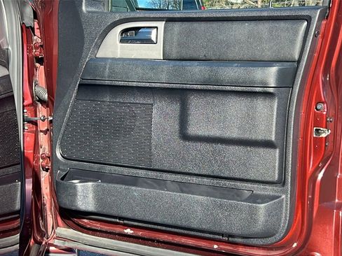 Used 2017 Ford Expedition Limited image 10