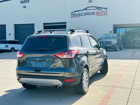 Used 2016 Ford Escape SE w/ Equipment Group 201A AWD/4WD image 7