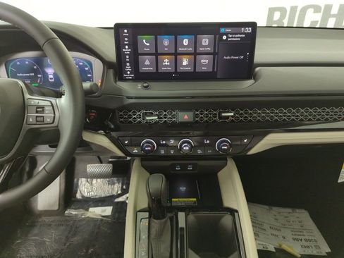 New 2025 Honda Accord EX-L image 16