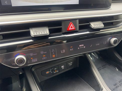 Used 2025 Kia K5 LXS image 66