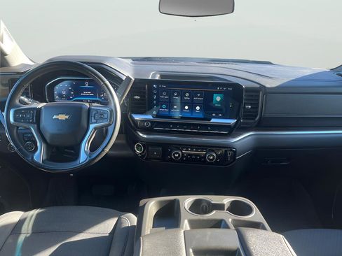 Used 2024 Chevrolet Silverado 2500 LT image 19