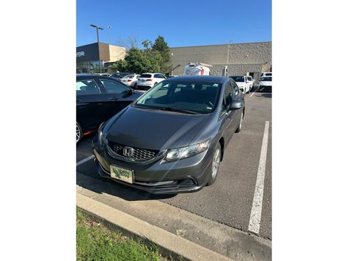Used 2013 Honda Civic LX image 3