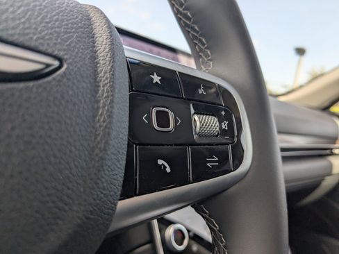 Used 2025 Genesis GV80 3.5T Advanced AWD/4WD image 21