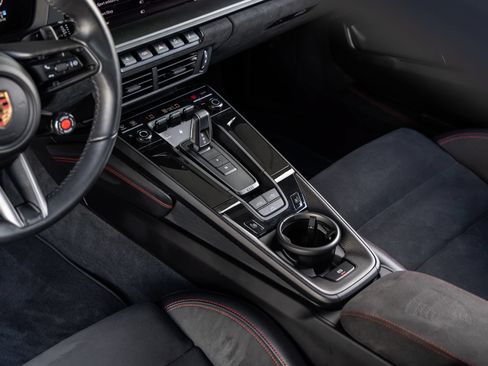 Certified 2026 Porsche 911 Carrera 4 GTS AWD/4WD image 35