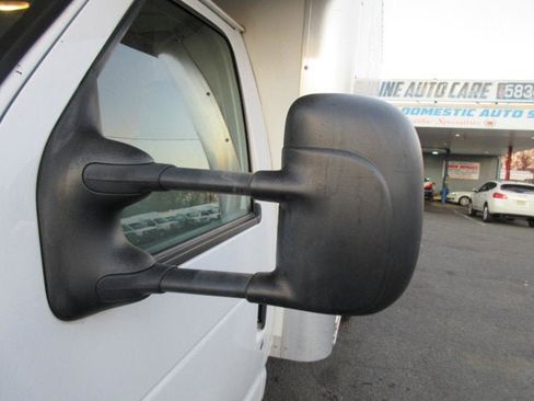 Used 2012 Ford E-350 and Econoline 350 Super Duty w/ PWR Locks & Windows Group RWD image 18