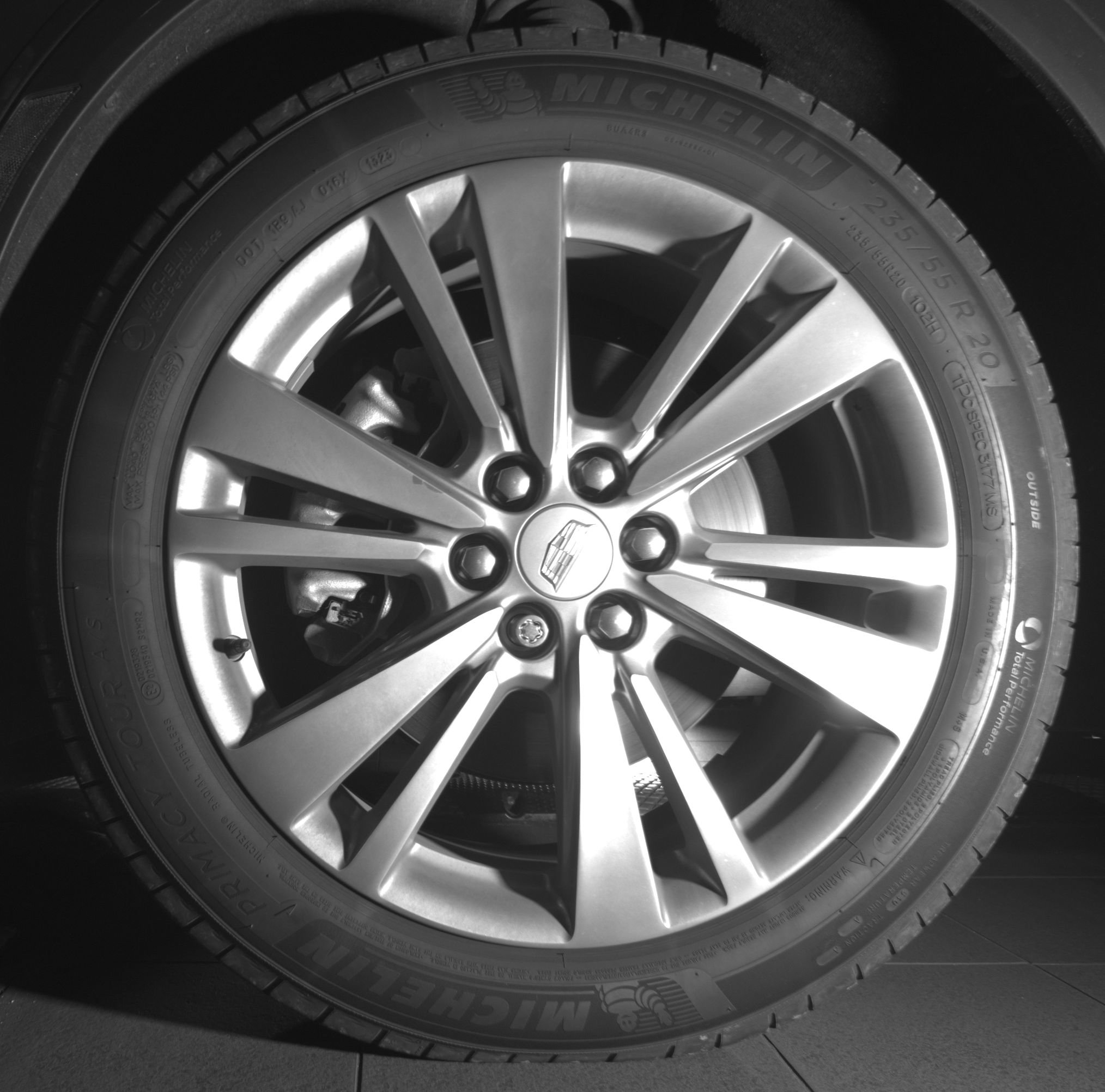 Used 2024 Cadillac XT5 Premium Luxury w/ Technology Package FWD image 9