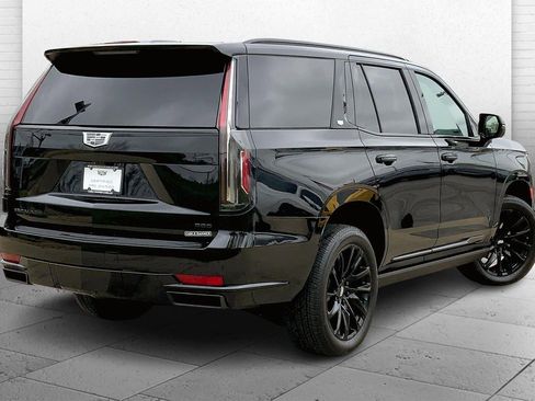Used 2023 Cadillac Escalade Sport Platinum w/ LPO, ONYX Package AWD/4WD image 14