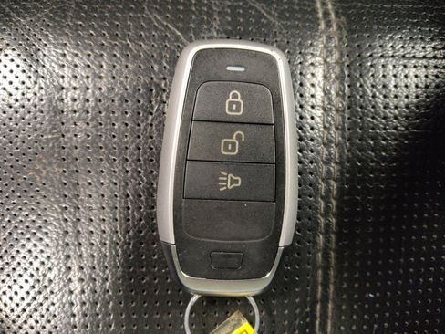 Used 2020 Kia Telluride EX w/ EX Premium Package image 32