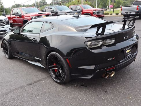 Used 2022 Chevrolet Camaro ZL1 RWD image 3