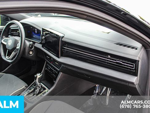 Used 2025 Volkswagen Jetta Sport FWD image 22