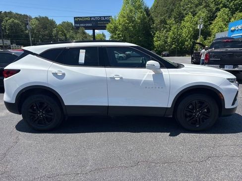 Used 2020 Chevrolet Blazer LT FWD image 3