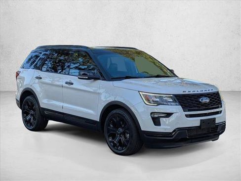 Used 2019 Ford Explorer Sport w/ Equipment Group 401A AWD/4WD image 3