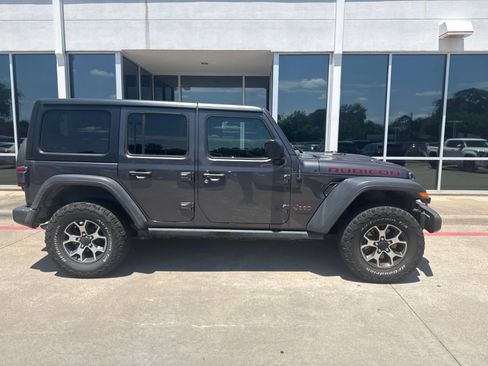 Used 2021 Jeep Wrangler Unlimited Rubicon AWD/4WD image 5