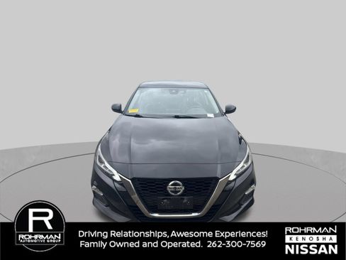 Used 2020 Nissan Altima 2.5 SR FWD image 9