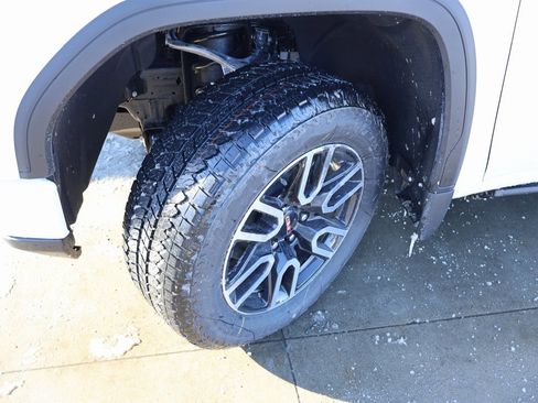 New 2026 GMC Sierra 1500 AT4 w/ Technology Package image 50