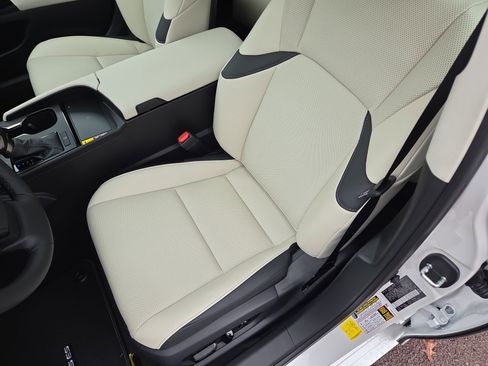 New 2025 Lexus ES 350 w/ Premium Package image 6