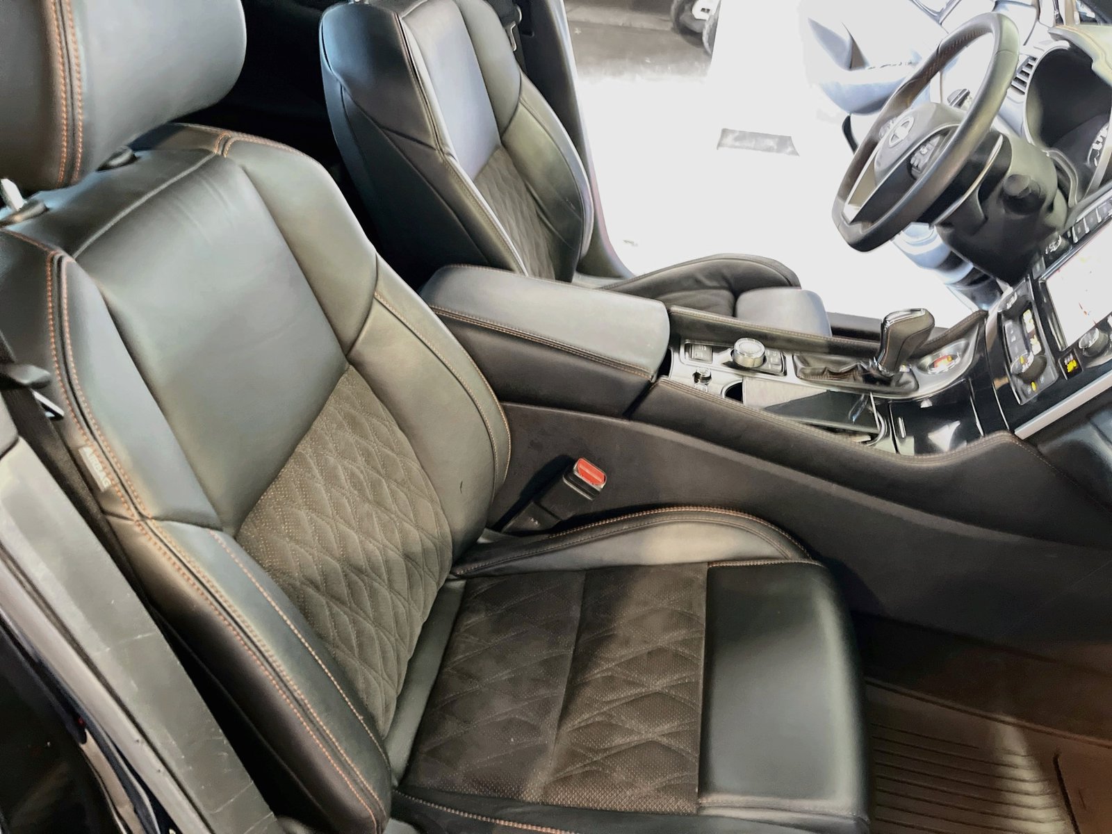 Used 2023 Nissan Maxima SR w/ Sport Mat Group FWD image 28