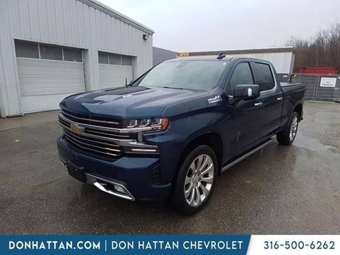 Used 2019 Chevrolet Silverado 1500 High Country w/ Technology Package AWD/4WD image 7