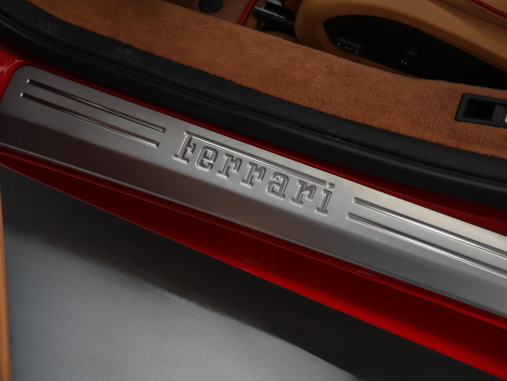 Certified 2013 Ferrari 458 Italia Coupe RWD image 40