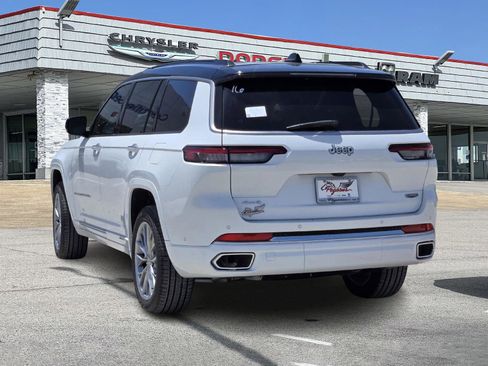 New 2025 Jeep Grand Cherokee L Summit image 4