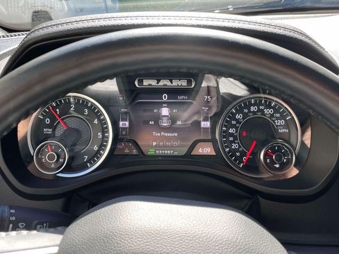 Used 2023 RAM 1500 Laramie AWD/4WD image 26