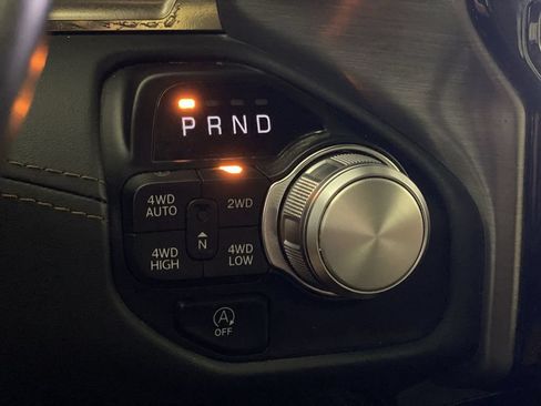 Used 2024 RAM 1500 Limited AWD/4WD image 21
