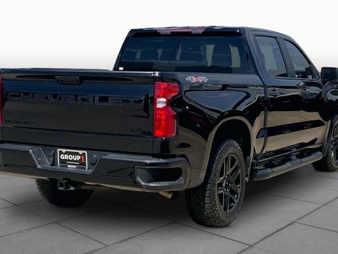Used 2024 Chevrolet Silverado 1500 Custom w/ Turbomax Blackout Package AWD/4WD image 13