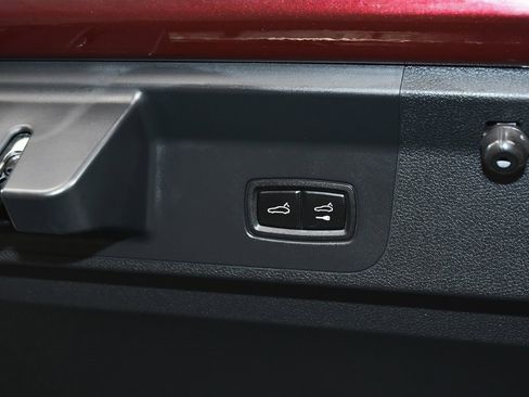 Used 2023 Porsche Panamera Platinum Edition image 67