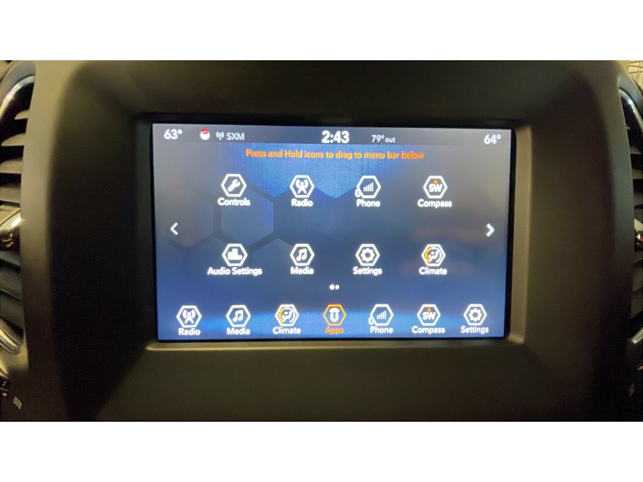 Used 2018 Jeep Compass Latitude w/ Popular Equipment Group AWD/4WD image 12