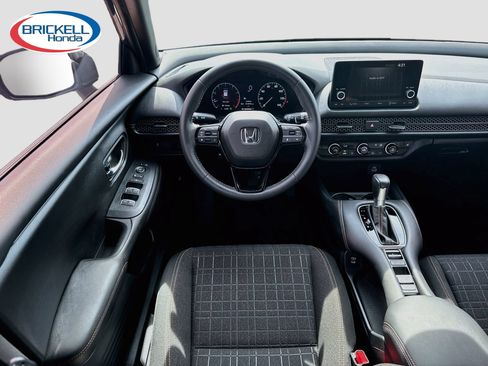 Used 2024 Honda HR-V Sport image 19
