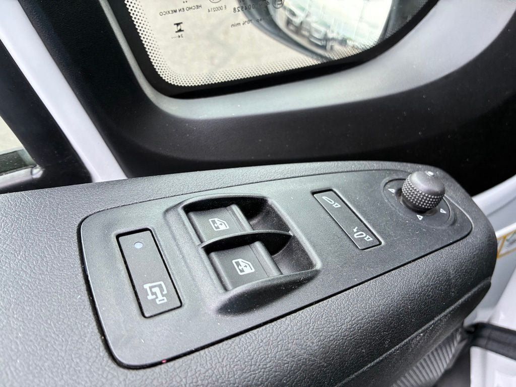 Used 2025 RAM ProMaster 2500 w/ Convenience Group FWD image 14
