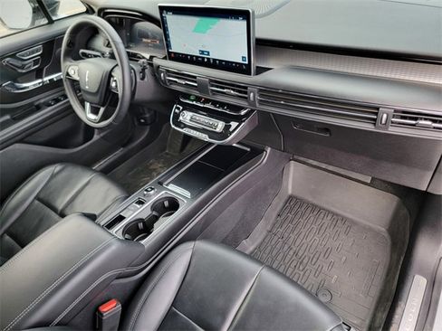 Certified 2023 Lincoln Corsair AWD w/ Equipment Group 101A image 25