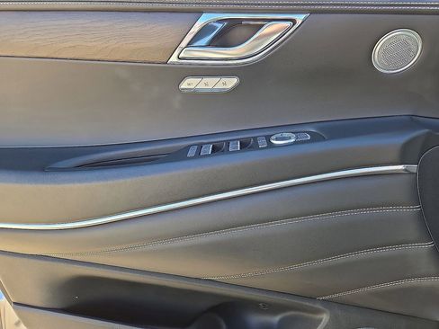 Used 2024 Genesis GV80 2.5T image 21