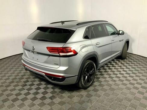 Used 2023 Volkswagen Atlas Cross Sport SEL R-Line AWD/4WD image 18