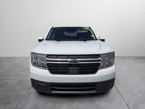 Used 2022 Ford Maverick Lariat w/ Lariat Luxury Package FWD image 2